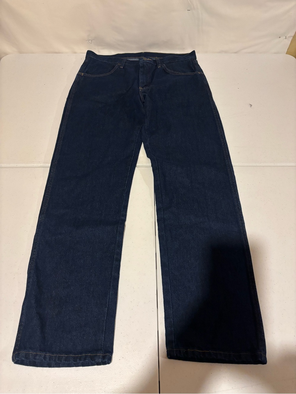 Rustler Men’s Size 33x32 Regular Fit Straight Leg Blue Denim Jeans